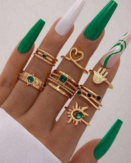 Vibrant Heart Diamond Love Palm Ring Collection with Retro Flair for Effortless Confidence