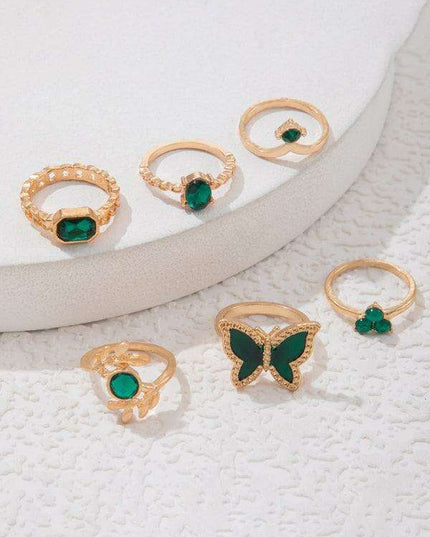 Vibrant Heart Diamond Love Palm Ring Collection with Retro Flair for Effortless Confidence