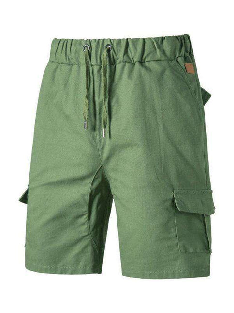 Stylish Men's Cargo Shorts: Function Meets Fashion with Generous Pocket Space