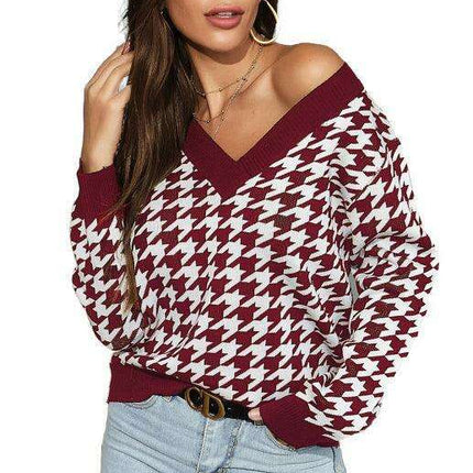 Chic Black Houndstooth V-Neck Sweater - Women's Fashion Elegance