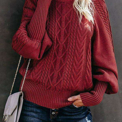Chic Women's Cozy Twist-Detail Sweater with Mid Collar