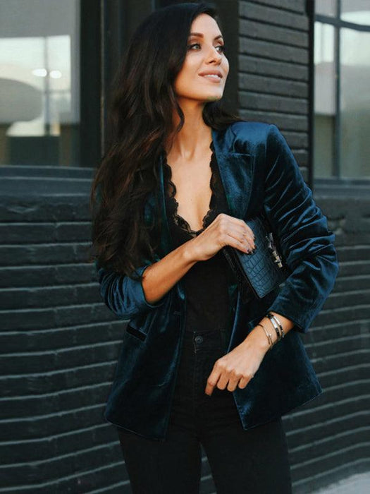 Velvet Elegance | Luxurious Women's Velvet Blazer