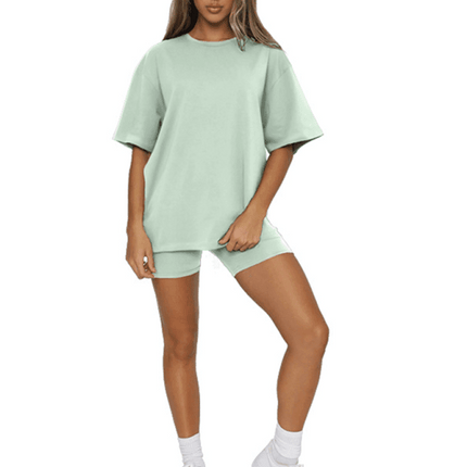 Chic Solid Color Women's Two-Piece Set with Shorts for Casual Elegance
