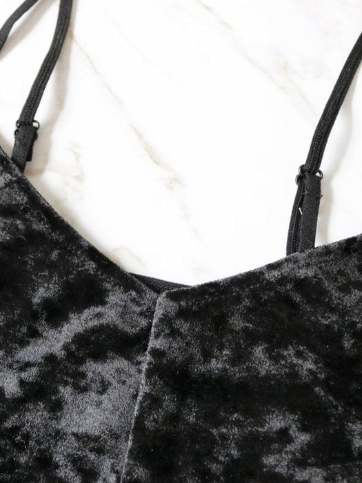 Jakoto Luxe Velvet V-neck Lingerie Ensemble