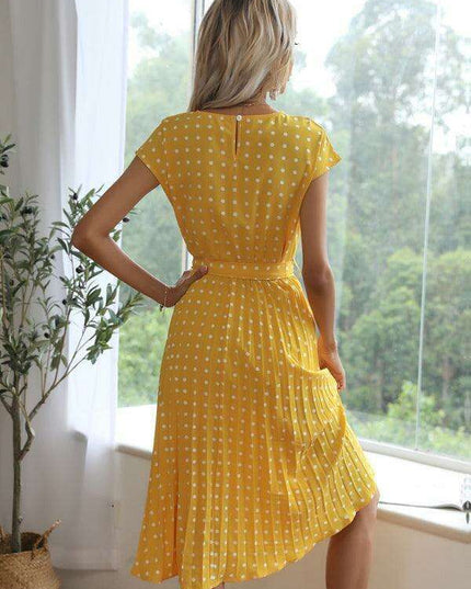 Jakoto Women's Chic Polka Dot High-Waisted Midi Dress with Short Sleeves