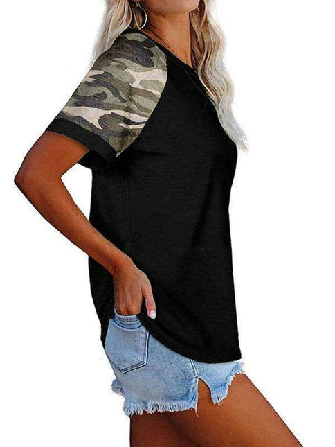 Trendy Camo: Casual and Comfortable Women's Tee