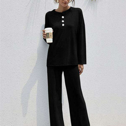 Chic Comfort Women's V-Neck Top & Shorts Ensemble - Perfect Spring-Summer Look