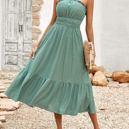 Elegant Strapless Taffeta Cocktail Dress with Lace Detailing for Women