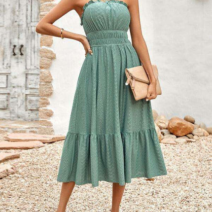 Elegant Strapless Taffeta Cocktail Dress with Lace Detailing for Women