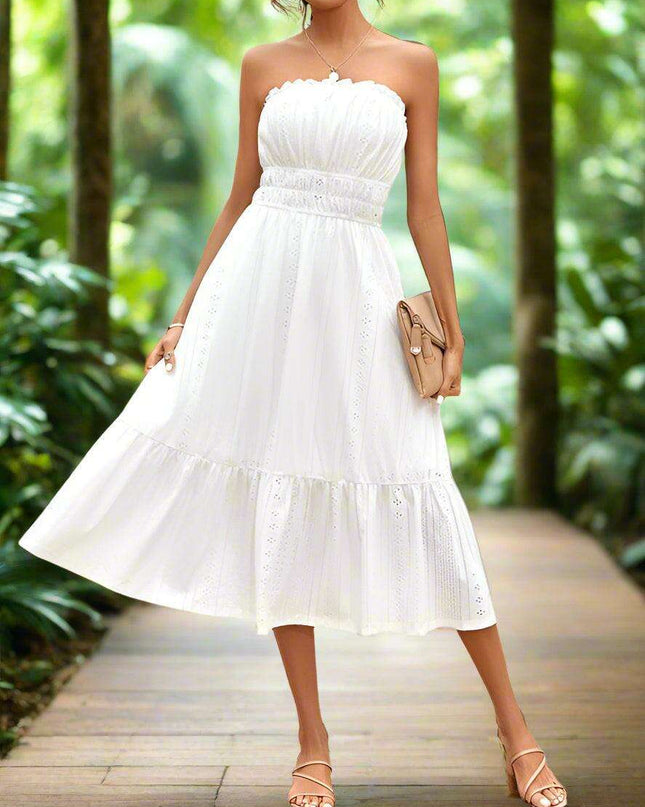 Elegant Strapless Taffeta Cocktail Dress with Lace Detailing for Women