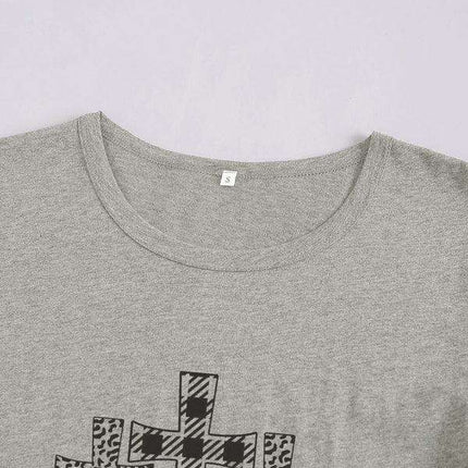 Chic Women's 'He Has Risen' Graphic Tee for a Stylish Easter Celebration