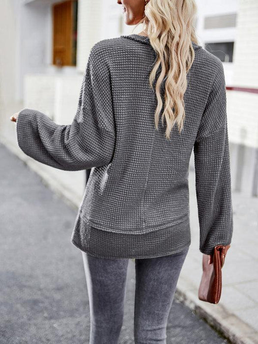 Sumptuously Soft Waffle Knit V-Neck Top with Handy Pocket - Perfect Blend of Coziness and Elegance