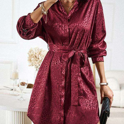 Elegant Button-Up Dress with Sophisticated Collar and Unique Self-Pattern