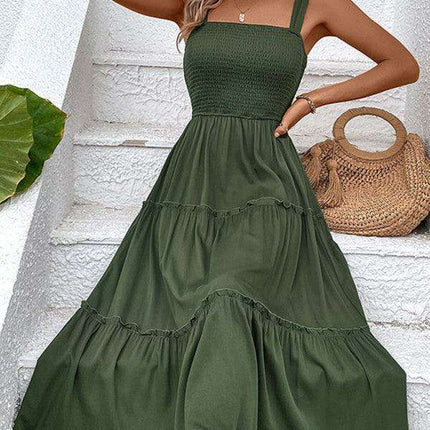 Chic Strapless Twist-Front Dress in Timeless Solid Hue