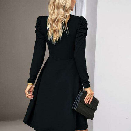 Chic V-neck Long Sleeve Dress for Women: A Timeless Wardrobe Essential