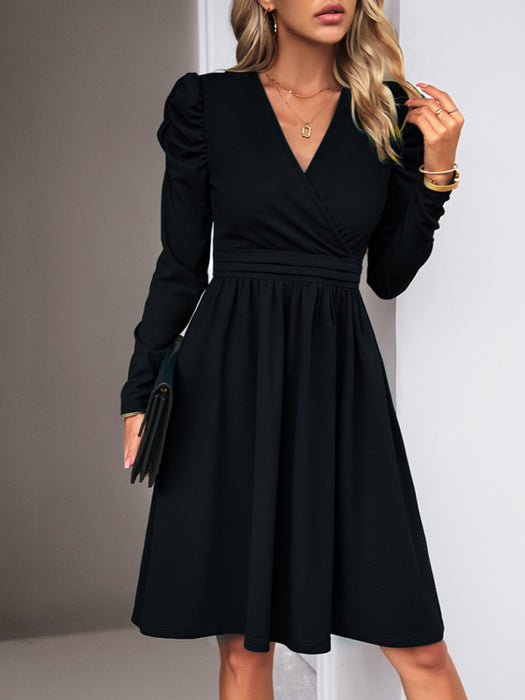 Elegant V-neck Long Sleeve Dress: Women's Sophisticated Style Choice