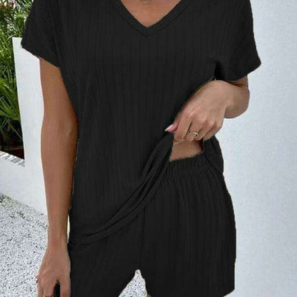 Chic and Comfortable Women's Knit Lounge Set