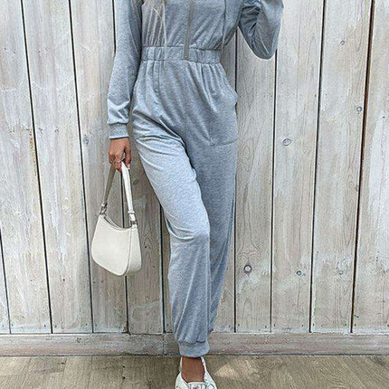 Elegant Solid Color Jumpsuit for Women - A Timeless Addition to Your Wardrobe