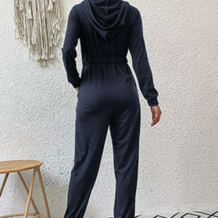 Elegant Solid Color Jumpsuit for Women - A Timeless Addition to Your Wardrobe