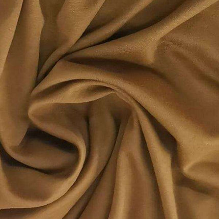 Elegant Women's Hooded Activewear Ensemble for Year-Round Style