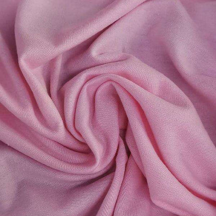 Elegant Women's Hooded Activewear Ensemble for Year-Round Style