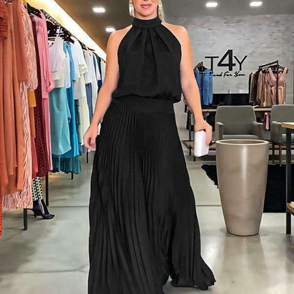 Vibrant Pleated Backless Halterneck Dress: Embrace Effortless Summer Elegance