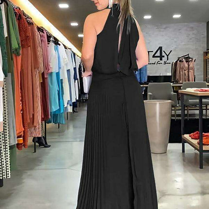 Vibrant Pleated Backless Halterneck Dress: Embrace Effortless Summer Elegance