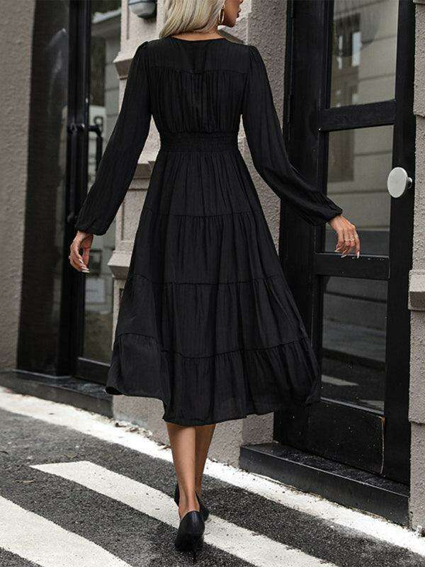 Elegant Black V-Neck Long Sleeve Dress - A Timeless Wardrobe Staple for Any Occasion