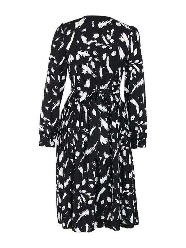 Chic Black Floral Long-Sleeved Maxi Dress - A Wardrobe Must-Have for Women