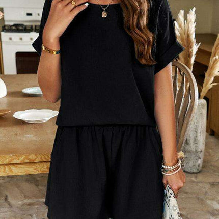 Sophisticated Women's Knit Short Set - Fashion-Forward Ensemble