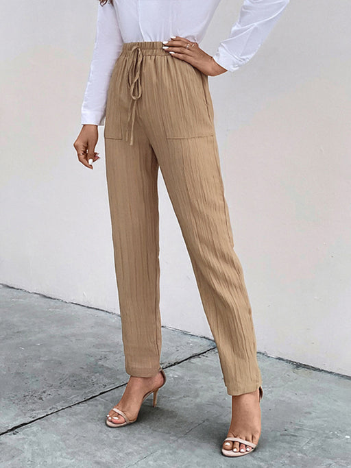 Women's Elegant Pleated Pants with Elastic Waist: A Must-Have for the Spring-Summer Season