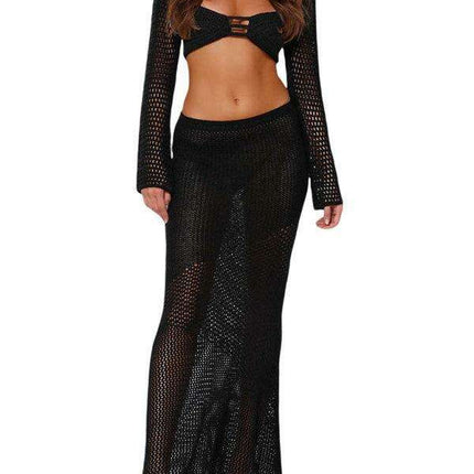 Bohemian Elegance Maxi Skirt Outfit with Adjustable Tie