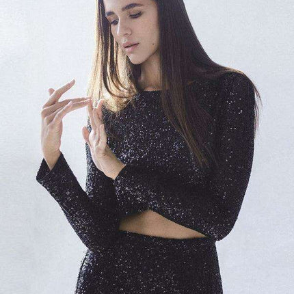 Sparkling Sequin Ensemble: Women's Long Sleeve Top and Flowing Maxi Skirt Set