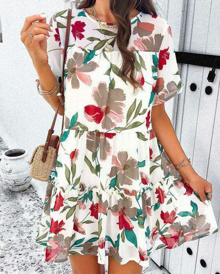 Floral Delight Short-Sleeve Dress: A Stylish Getaway