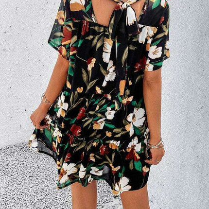 Floral Delight Short-Sleeve Dress: A Stylish Getaway