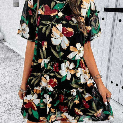 Floral Delight Short-Sleeve Dress: A Stylish Getaway