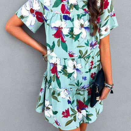 Floral Delight Short-Sleeve Dress: A Stylish Getaway