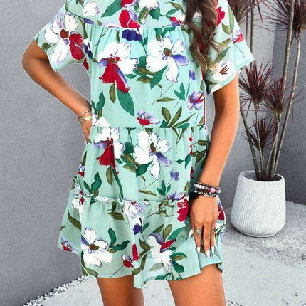 Floral Delight Short-Sleeve Dress: A Stylish Getaway