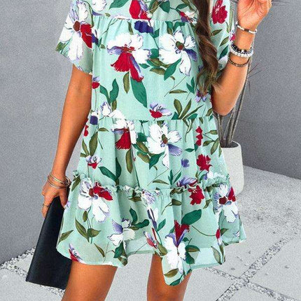 Floral Delight Short-Sleeve Dress: A Stylish Getaway