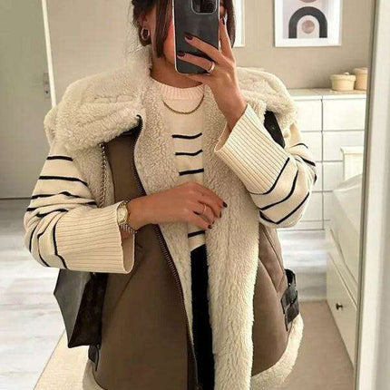 Cozy Sleeveless Fleece Vest for Women with Casual Elegance