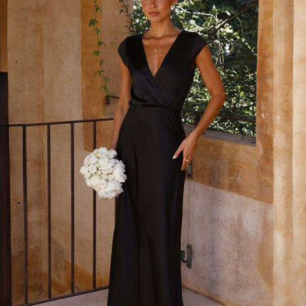 Elegant Enchantment: Exquisite V-neck Mermaid Dress for Memorable Celebrations