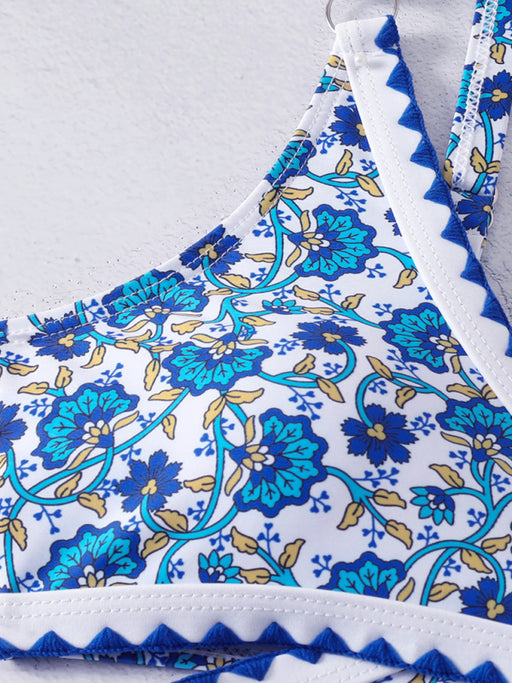 Vibrant Digital Print Cross-String Split Swimsuit with Hook-and-Hem Design - Women's Beach Ensemble