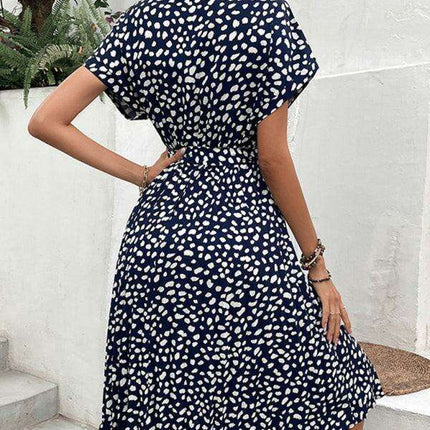 Bold and Beautiful Leopard Print Raglan Dress: Elevate Your Fashion Game