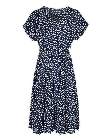 Bold and Beautiful Leopard Print Raglan Dress: Elevate Your Fashion Game