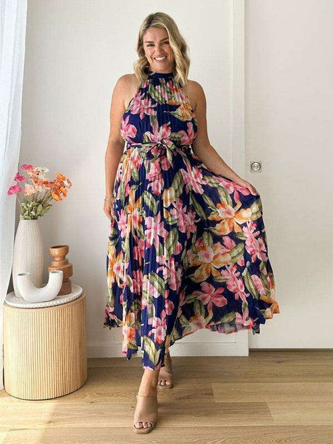 Bohemian Halterneck Swing Dress with Unique Print for Effortless Elegance