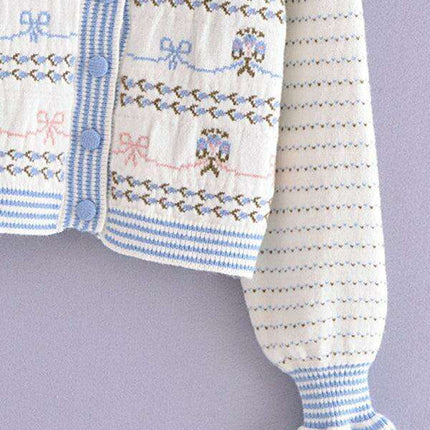 Elegant Bow-Embellished Knit Cardigan with Round Neck and Button Details