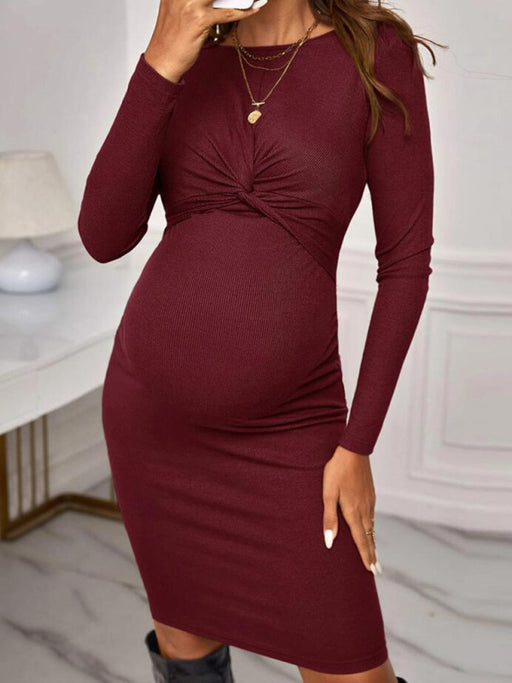 Chic Maternity Knit Dress with Round Neckline and Long Sleeves