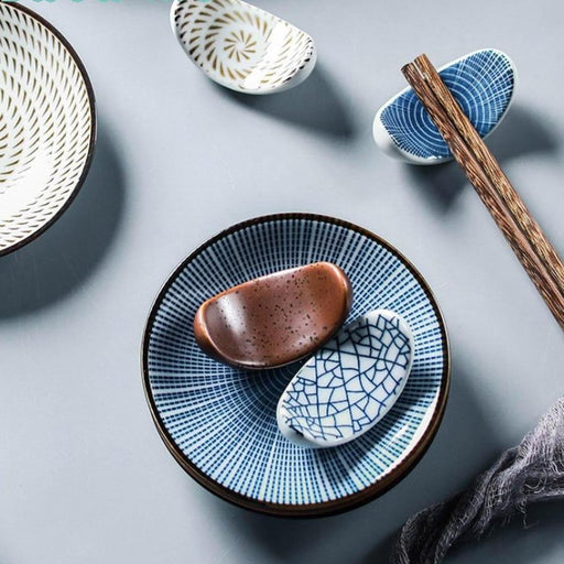 Elegant Japanese Ceramic Trinket Dish with Geometric Charm