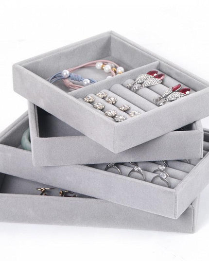 Versatile Custom Jewelry Organizer with Adjustable Grid Configuration