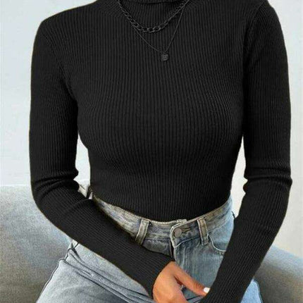 Chic Christmas Women's Cozy Turtleneck Sweater for Holiday Celebrations